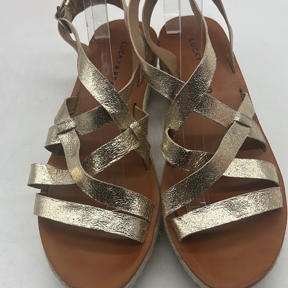 Lucky Brand Gold Strappy Platform Sandal Sz 9. MCS2188F - Picture 3 of 9